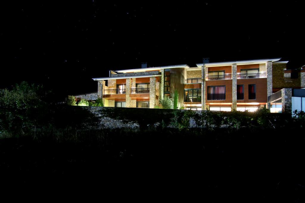 Dolcet L'Hotel Alas Bagian luar foto