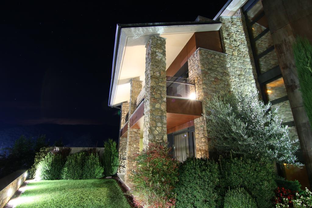 Dolcet L'Hotel Alas Bagian luar foto