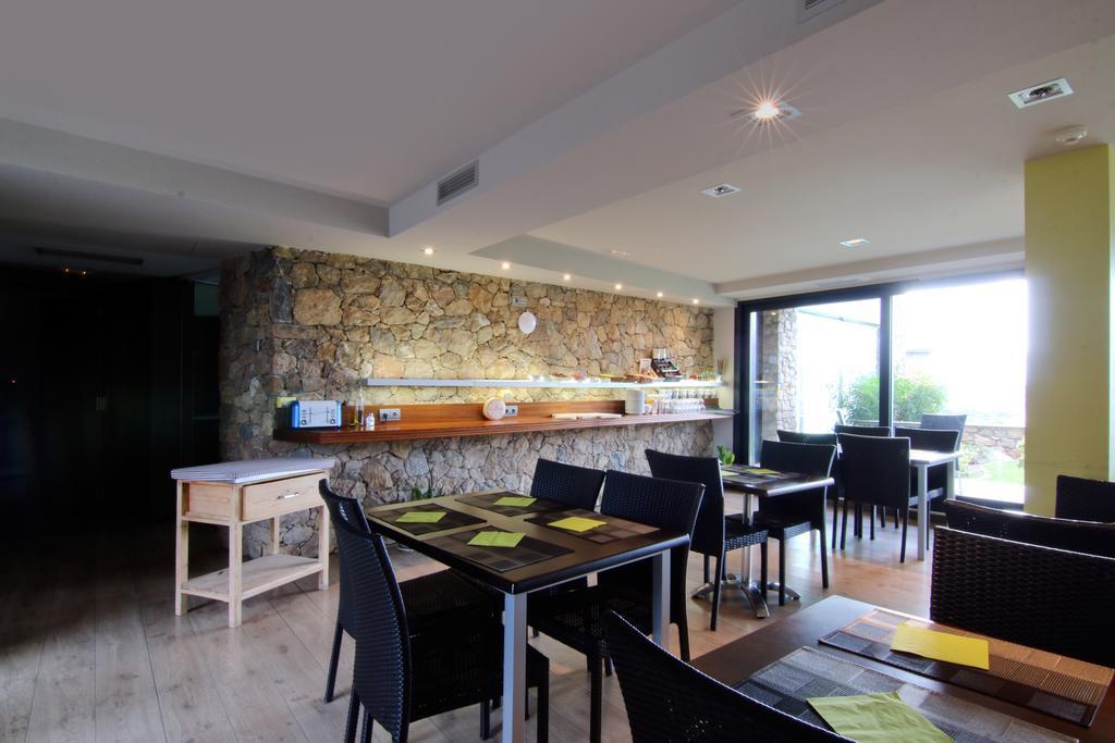 Dolcet L'Hotel Alas Bagian luar foto