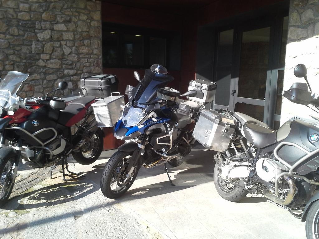 Dolcet L'Hotel Alas Bagian luar foto